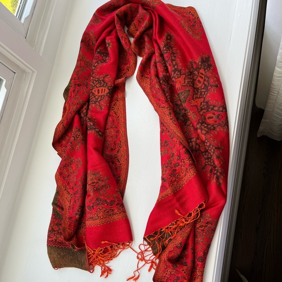 pashmina Accessories - Pashmina shawl/scarf in vibrant red and olive. Reversible.